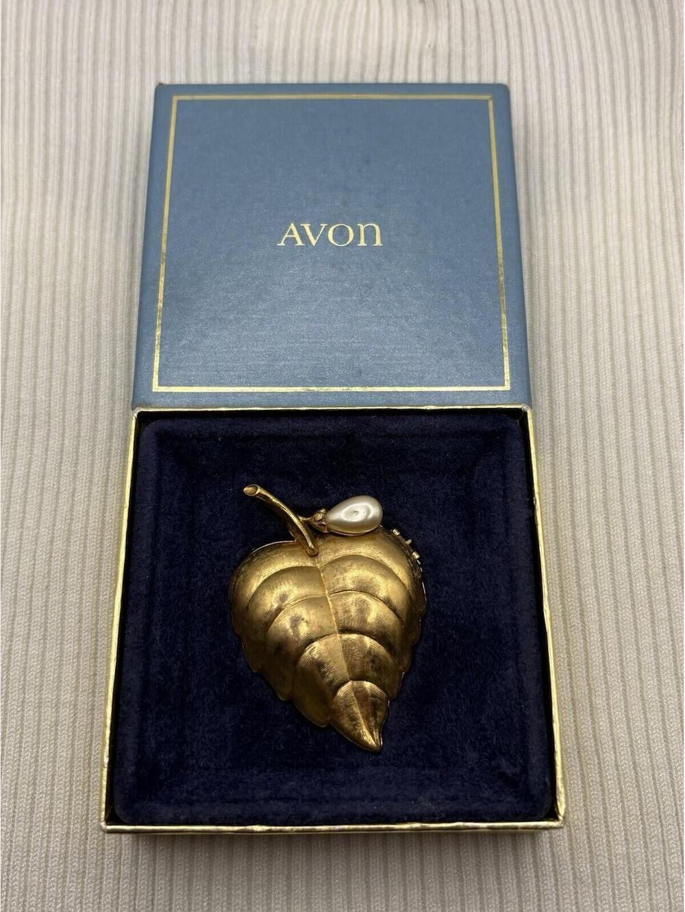 Vintage Avon Brushed Gold Tone Leaf Solid Perfume Brooch Faux Pearl